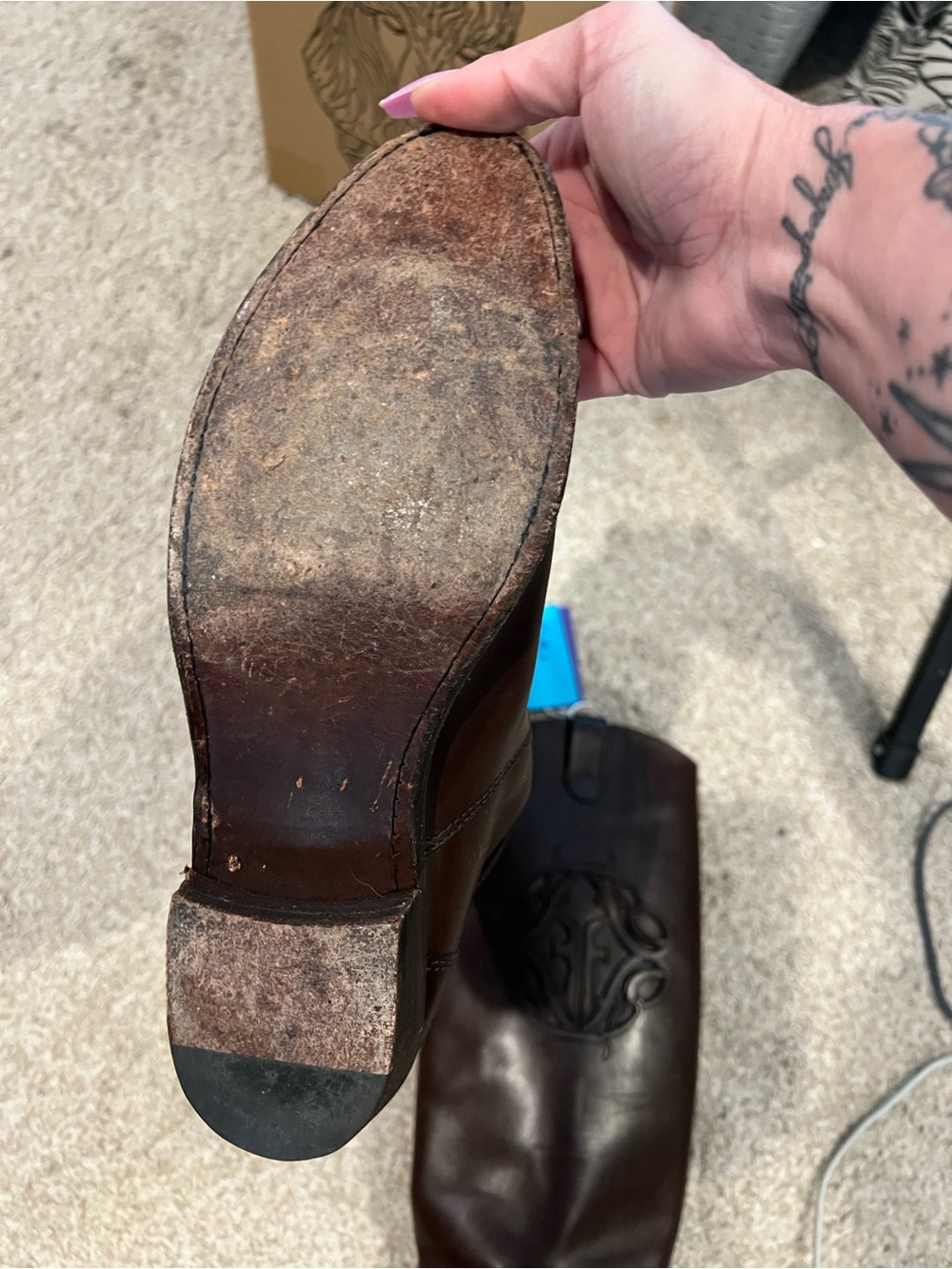 Frye Woman’s Rider Logo Riding Boots, 8.5 - Picture 10 of 10